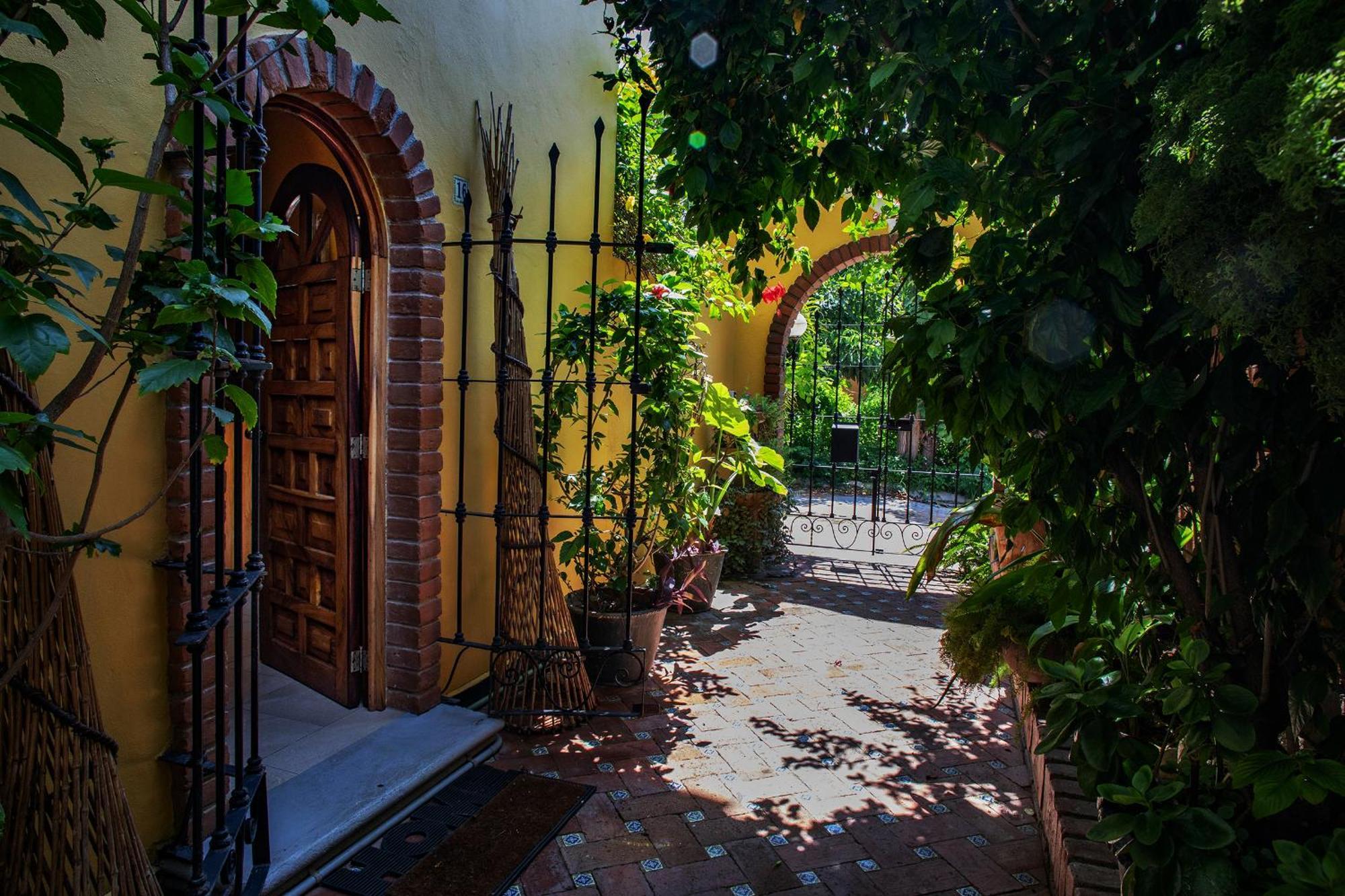 Suites La Hacienda Puerto Escondido  Exterior foto
